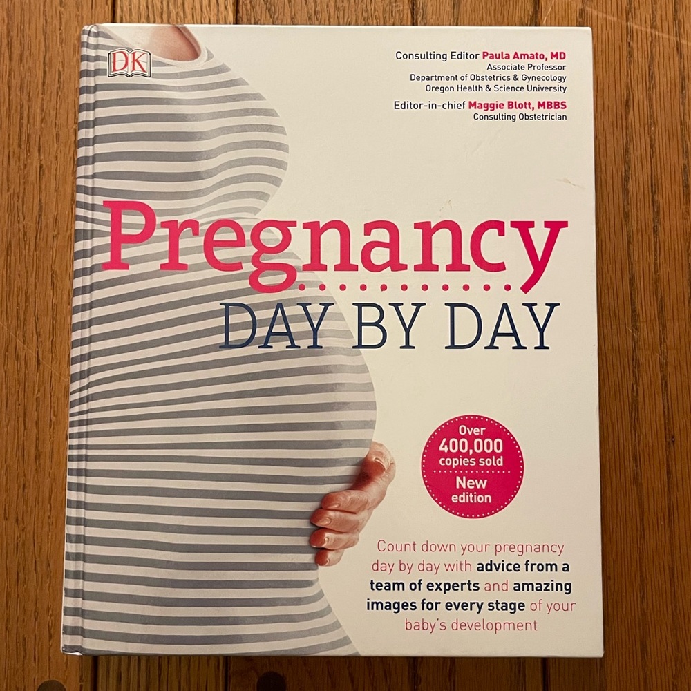 Pregnancy Day by Day Book